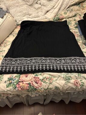 Talbots Black A-Line Skirt with White Geometric Border